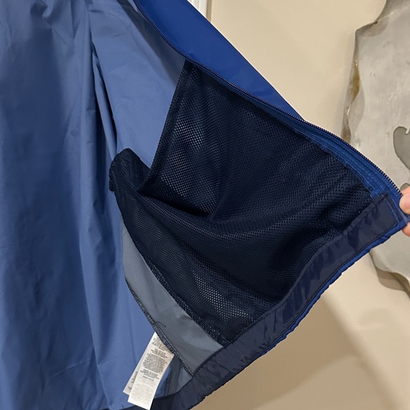 Columbia Navy and Royal Blue Windbreaker - Picture 7 of 9